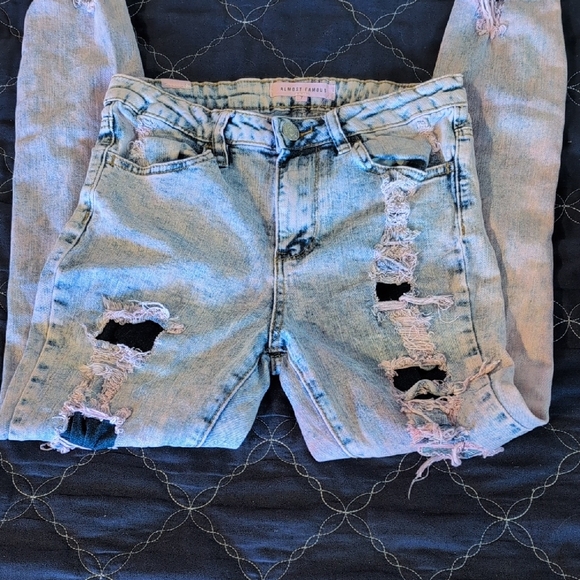 Almost Famous Denim - Almost Famous Light Blue Pink Wash Distressed With Holes 90's grunge Jeans GUC